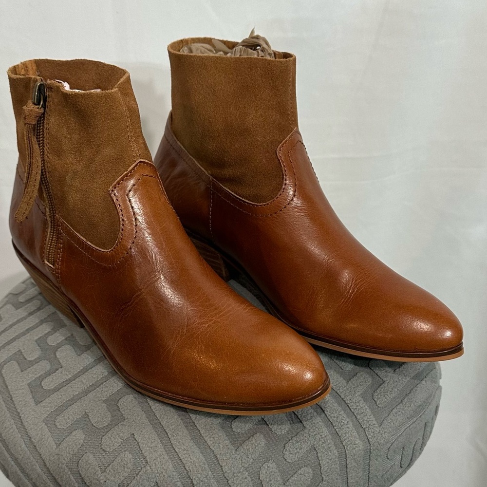 FRYE AND CO Brown Ankle Boots with Zipper and Stacked Heel - Picture 2 of 7